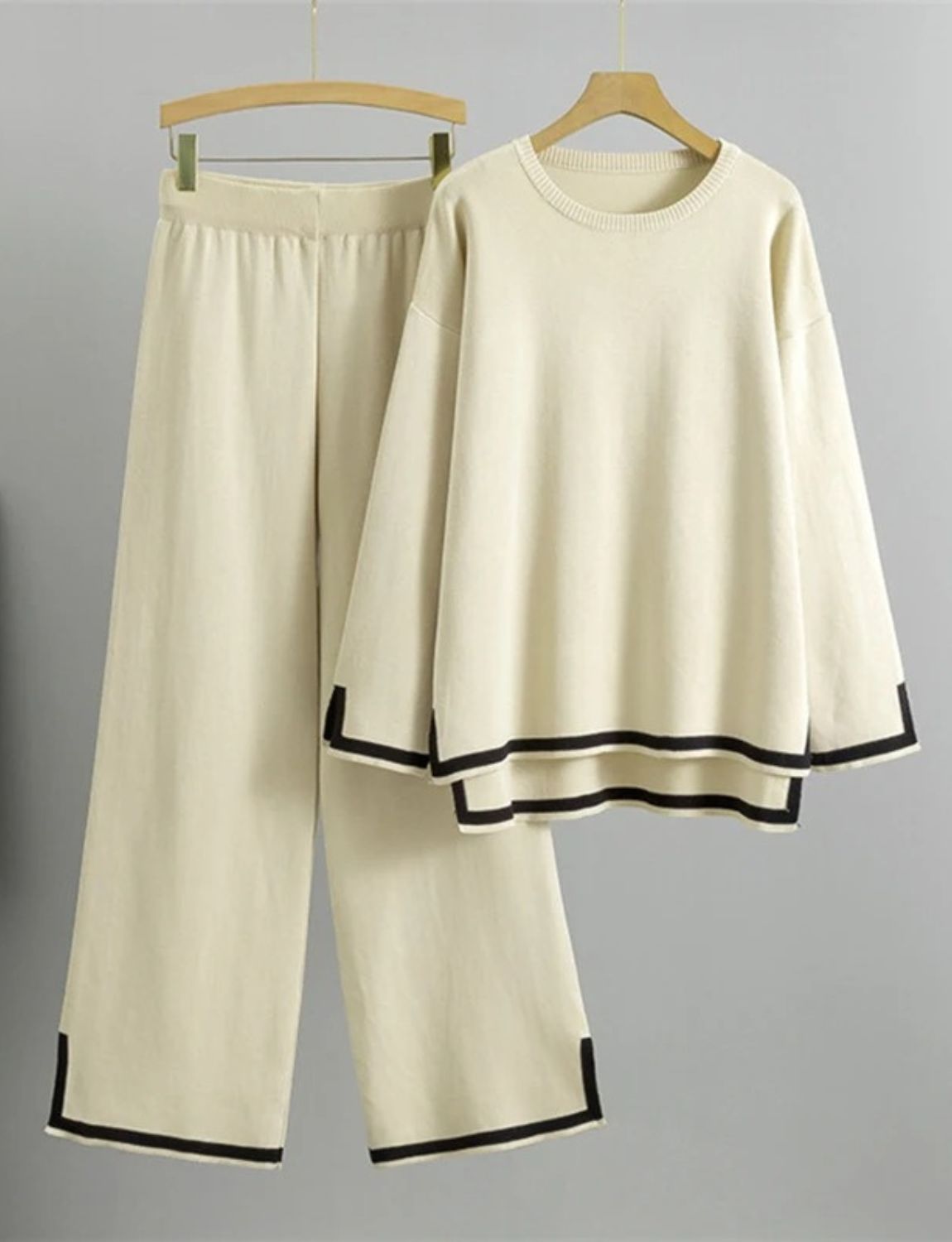 Alejandra™ – Comfortable Top and Pants 2 Piece Set
