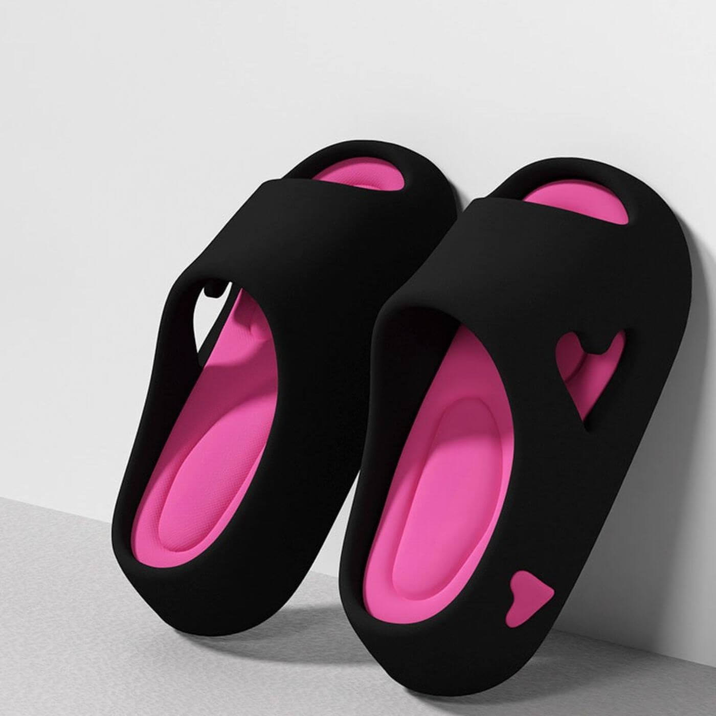 Amoura™ - Hollow Heart Design Cloud Flip Flops