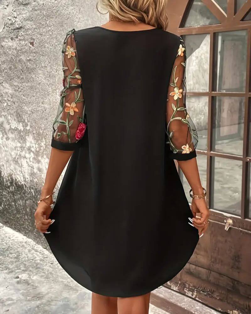 Helena™ – Elegant Lightweight Summer Dress