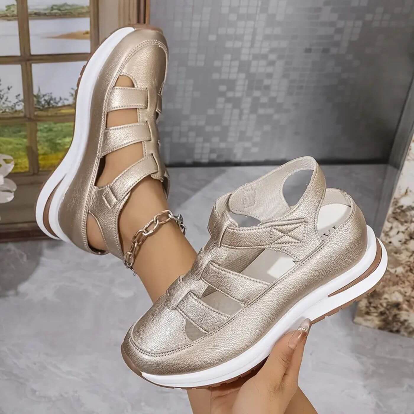 Kelsea™ - Closed Toe Orthopedic Sandals