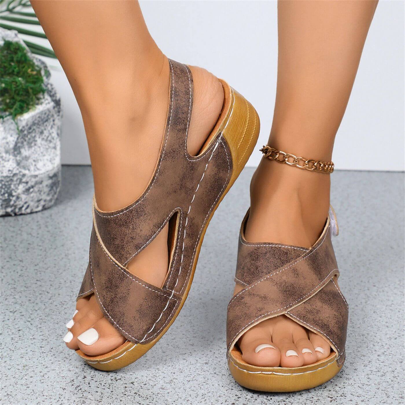 Layla™ – Comfortable Orthopedic Wedge Sandals