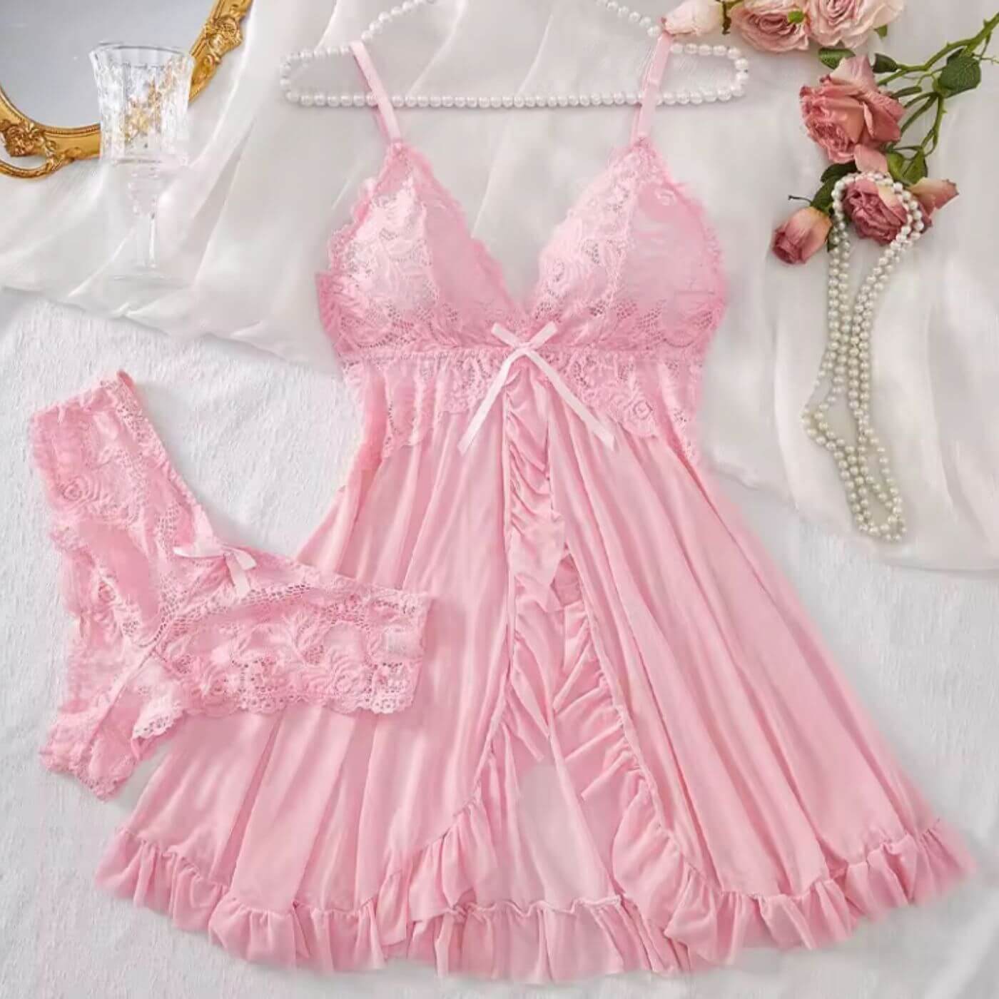 Maeve™ – Irresistible Lingerie Set (1+1 FREE)