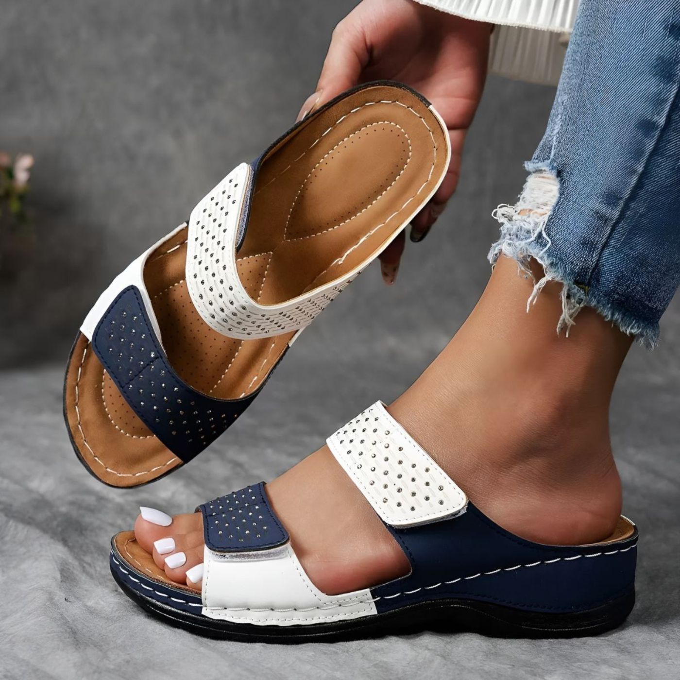 Mallory™ – Lightweight Orthopedic Sandals