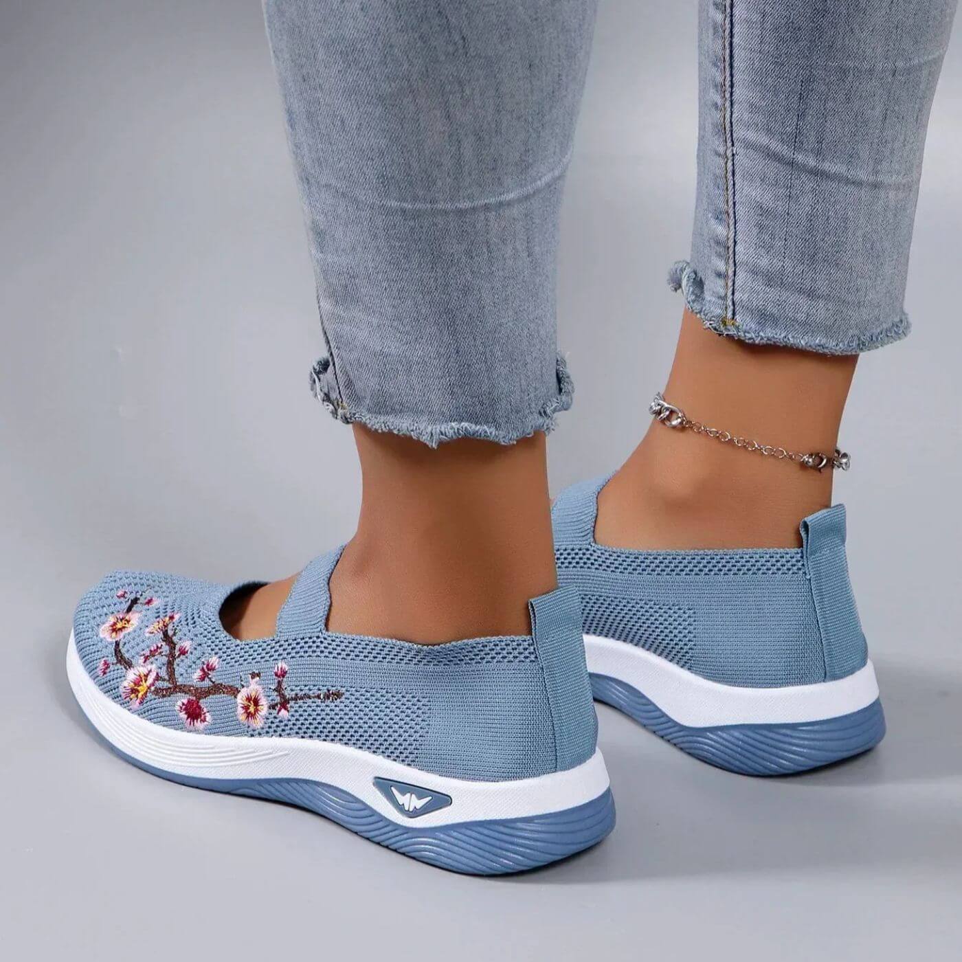 Paige™ – Non-slip Floral Orthopedic Shoes