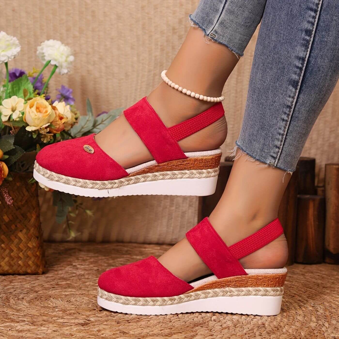 Tara™ - Elegant Closed Toe Orthopedic Wedge Sandals