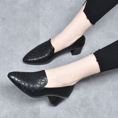 Tonette | Soft Embroidered Pumps